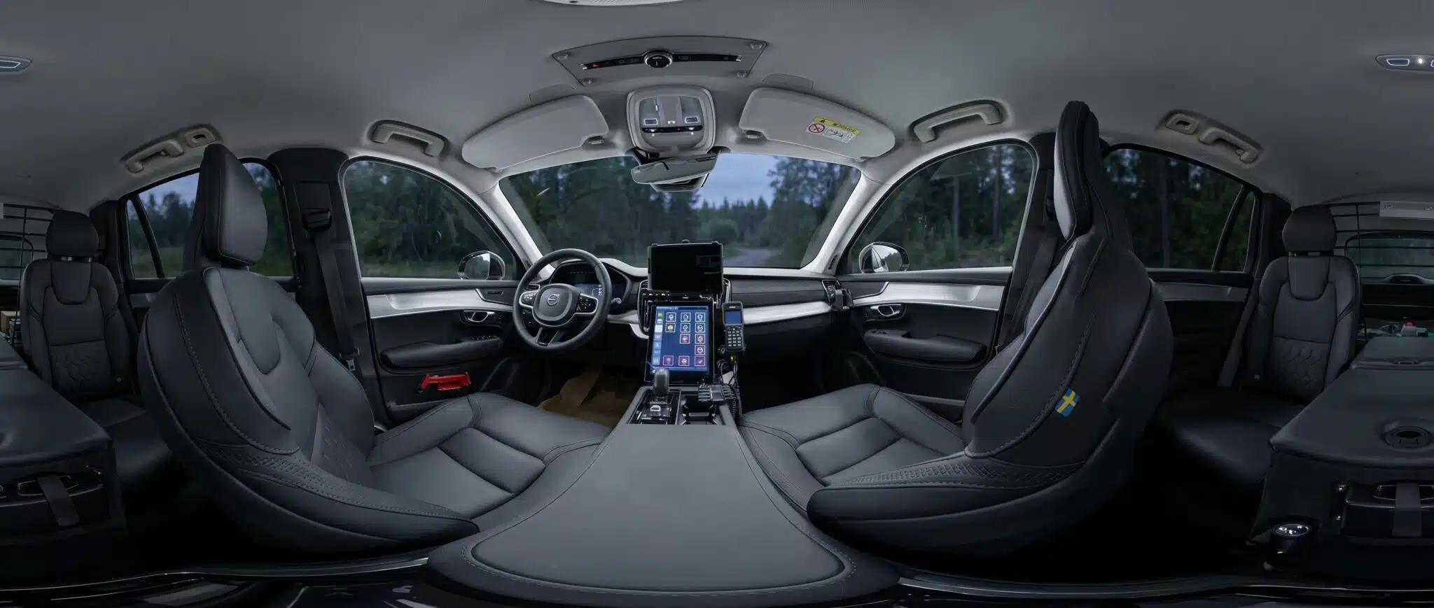 Nilsson XC90 Ambulans inside the car